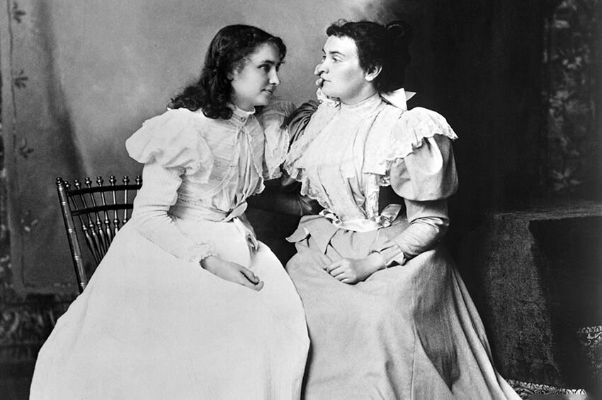 Retrato de Helen Keller y su maestra Anne Sullivan, 1897.